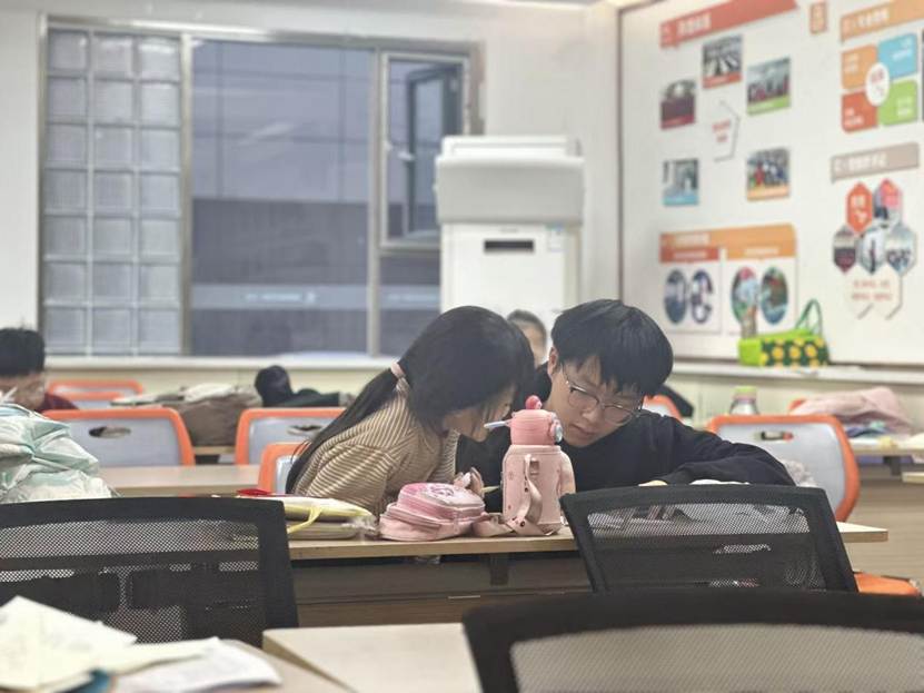 0f33a2aadc95a23dd9bd7355a14c7902