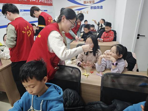 -17946332971925459436.suf